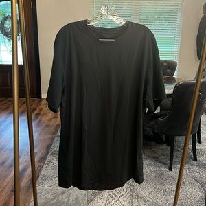 Men’s athletic T-shirt